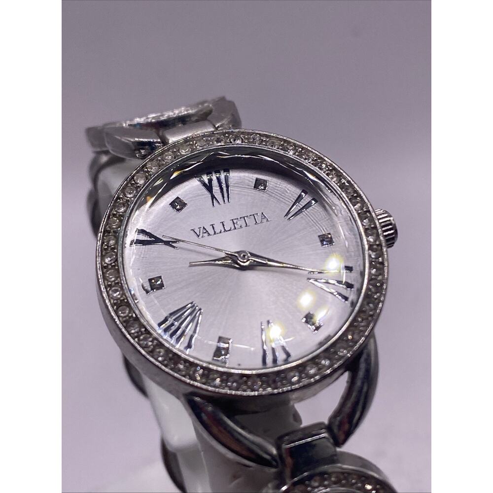 Valletta Womens Silver Tone Quartz Watch Works New Battery
